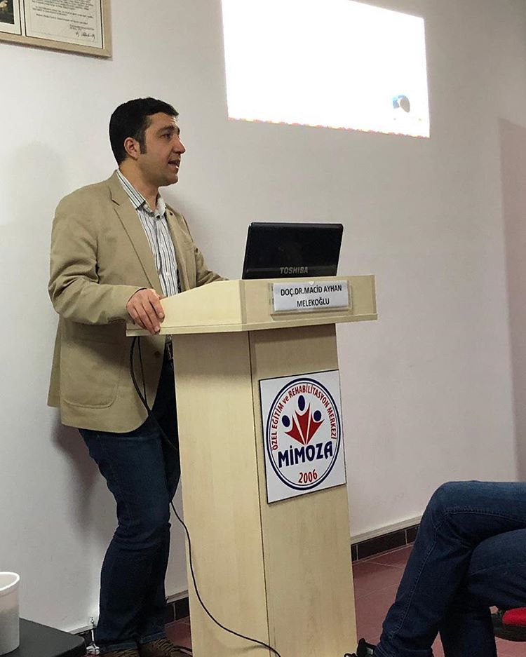 Disleksi Öğrenme Güçlüğünde Akıcı Okuma Problemleri ve Öğretimsel İpuçları